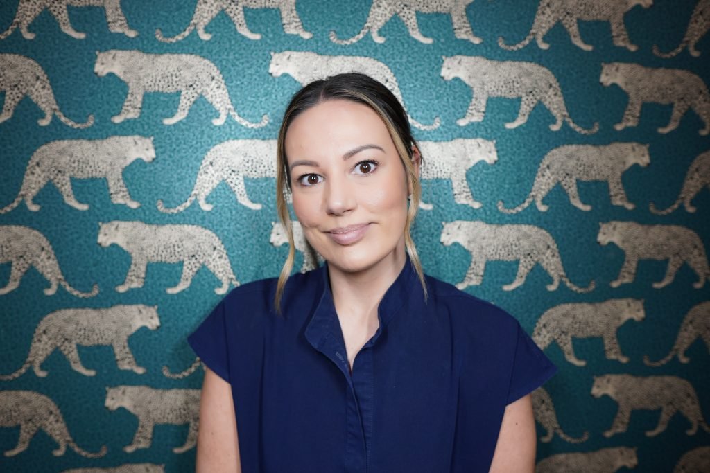 The professional team at SKIN lounge Aesthetics Richmond Hill, providing expert skincare and aesthetic treatments with a personalised, results-driven approach in a friendly and luxurious clinic setting.