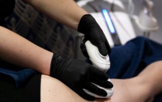 T-Shape Body Sculpting and Cellulite Reduction – SKIN lounge Aesthetics Richmond Client receiving T-Shape body sculpting and cellulite reduction treatment at SKIN lounge Aesthetics Richmond, using advanced multi-technology to firm, smooth, and contour the body. and encourages lymphatic drainage